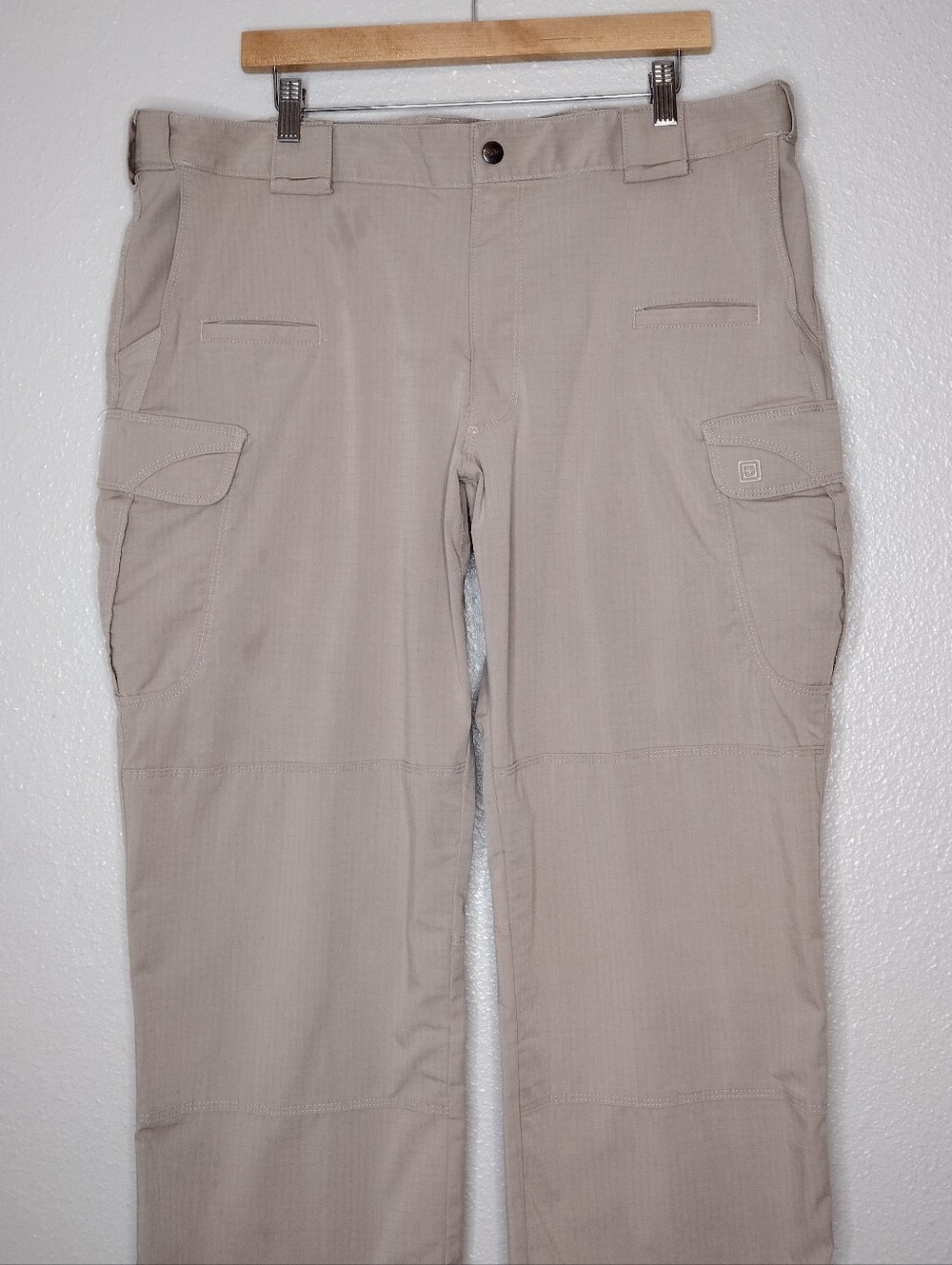 5.11 Tactical Tan Men's Outdoors Work Utility Cargo Pants Sz 40×30 - Picture 3 of 15